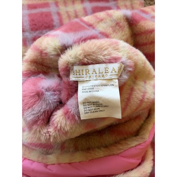 Shiraleah Reversible Plaid Faux Fur Pink Quilted Puffer Scarf Stole Pockets - Picture 5 of 6